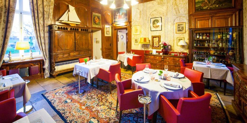 Salle du restaurant de l'Hôtel Restaurant Château du Colombier